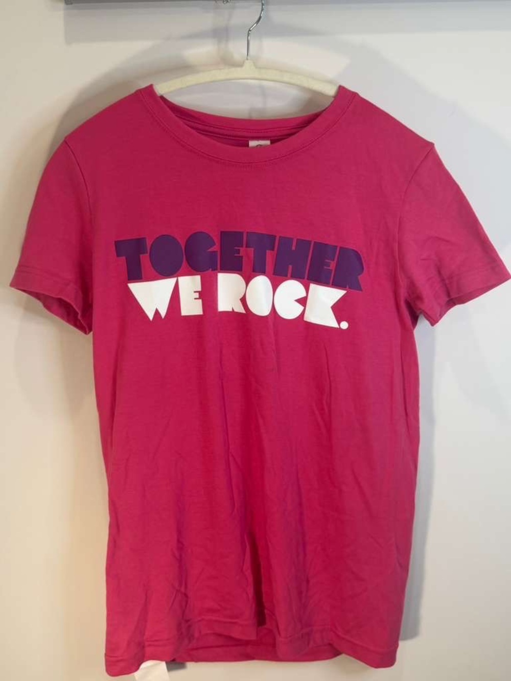 Zumba Women's One Size Wear Together We Rock Tee Pink Graphic Fits Like Large -